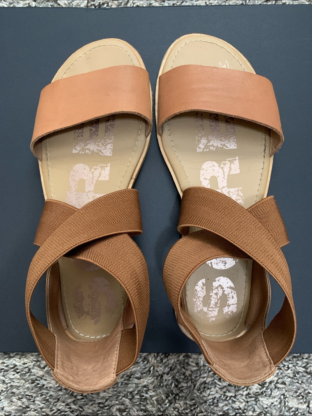Sorel Ella Sandal in camel brown size 7.5